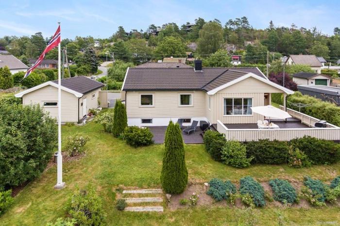 Leilighet Sentralt Til Sandefjord Og Torp Flyplass Экстерьер фото